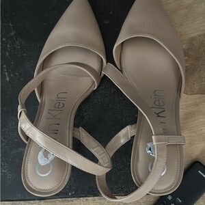 Calvin Klein size 8 shoes